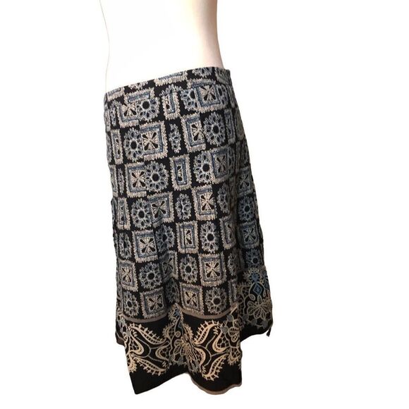 Ann Taylor Loft black, white and blue fully lined wool blend boho print Aztec kn - Picture 4 of 12